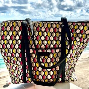 VERA BRADLEY Stylish Multicolor Tote Bag
